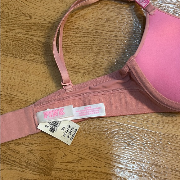 PINK Victoria's Secret Blush Bra - Picture 2 of 3